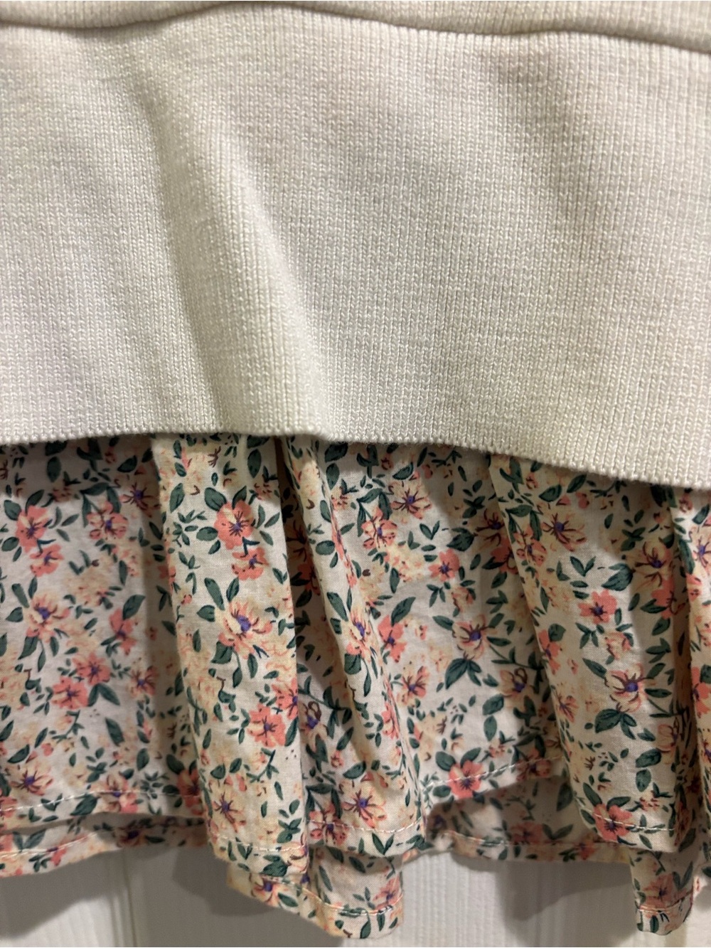 Cream Mixed-Media Puff Sleeve Floral Hem Top - Picture 8 of 8